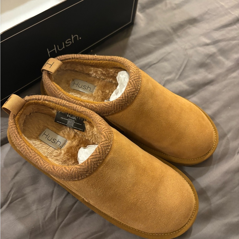 Hush Comfy Suede Slippers – Women’s US 8 (EU 39) – Chestnut